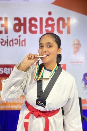 Mahi Shah